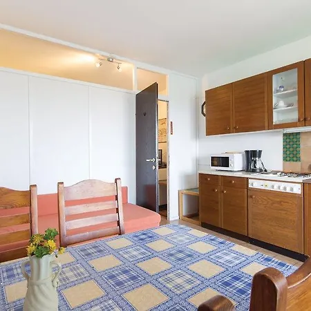 Apartmaji Duga Uvala-smrika Apartament Pavicini